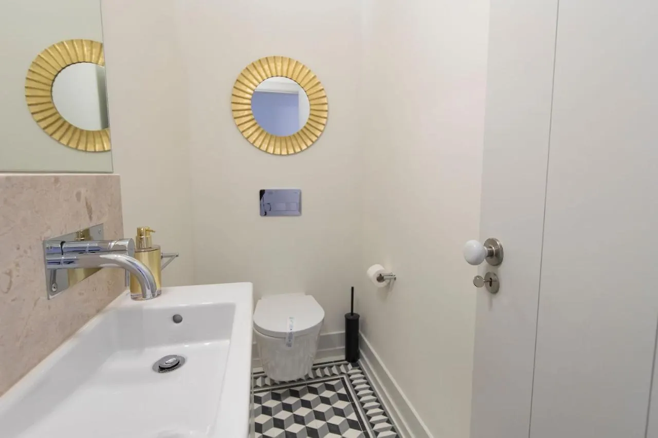 Lovelystay - Fancy Apartment In The Heart Of Lisbon