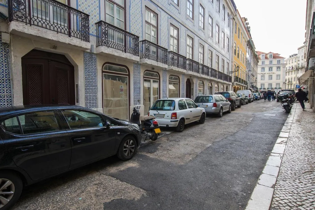 Lovelystay - Fancy Apartment In The Heart Of Lisbon Portugal