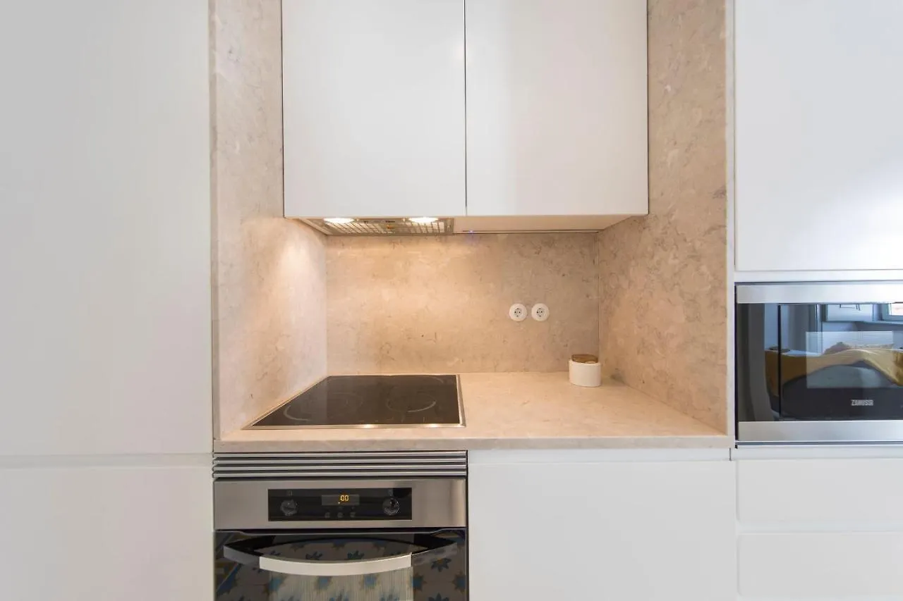 Lovelystay - Fancy Apartment In The Heart Of Lisbon Portugal